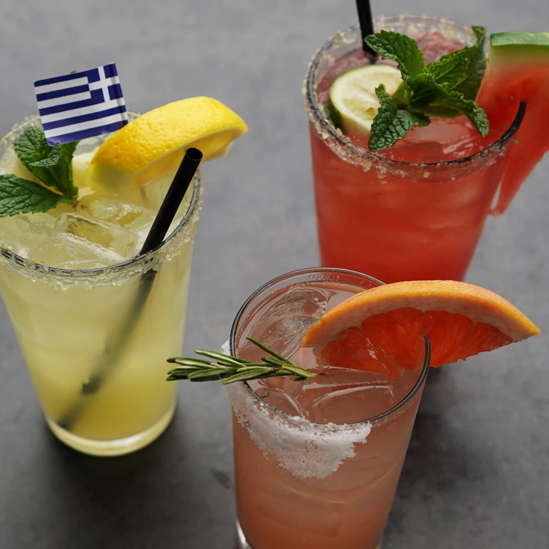 Happy Hour at Nikanos